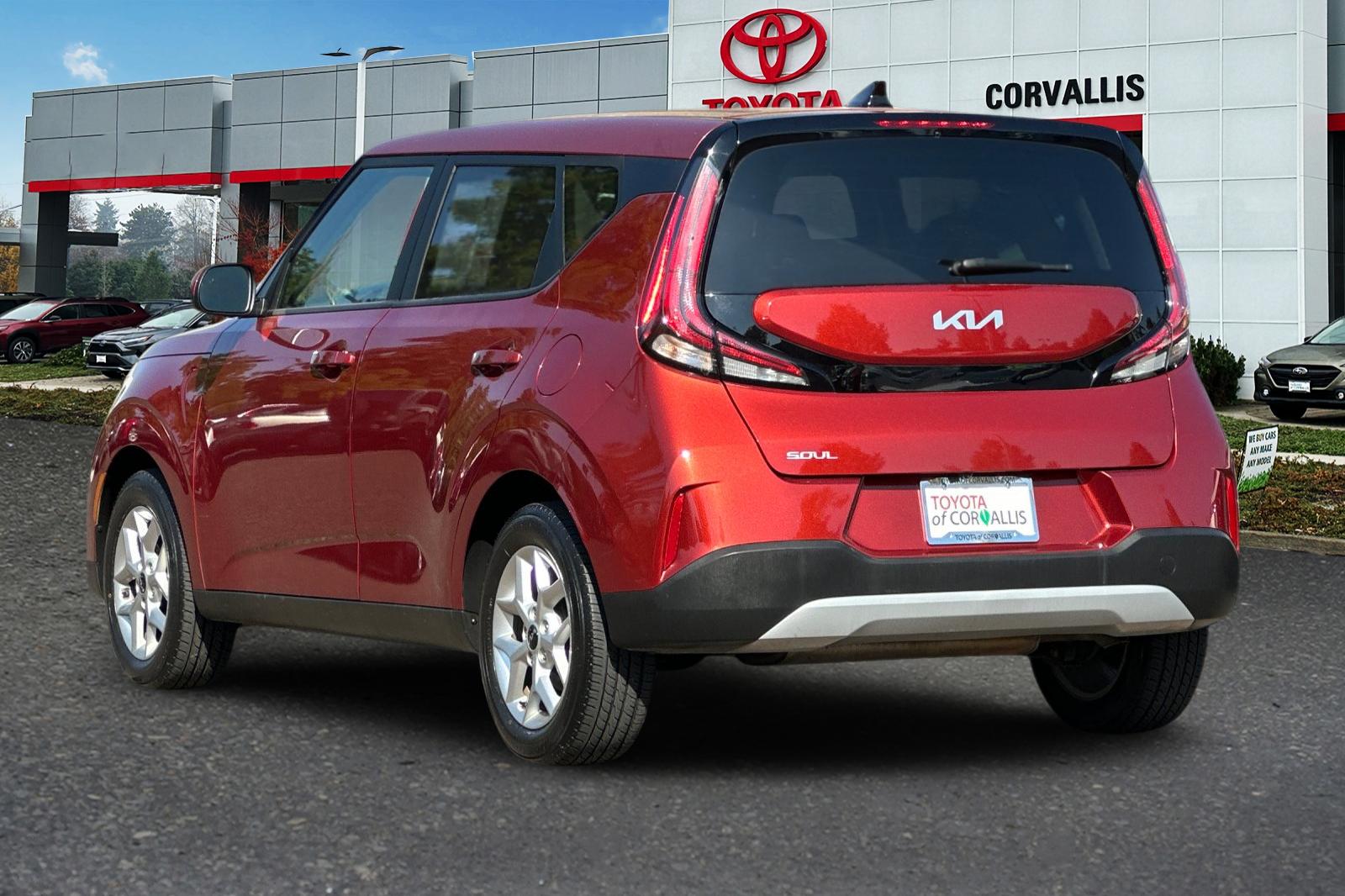 2023 Kia Soul LX photo 5