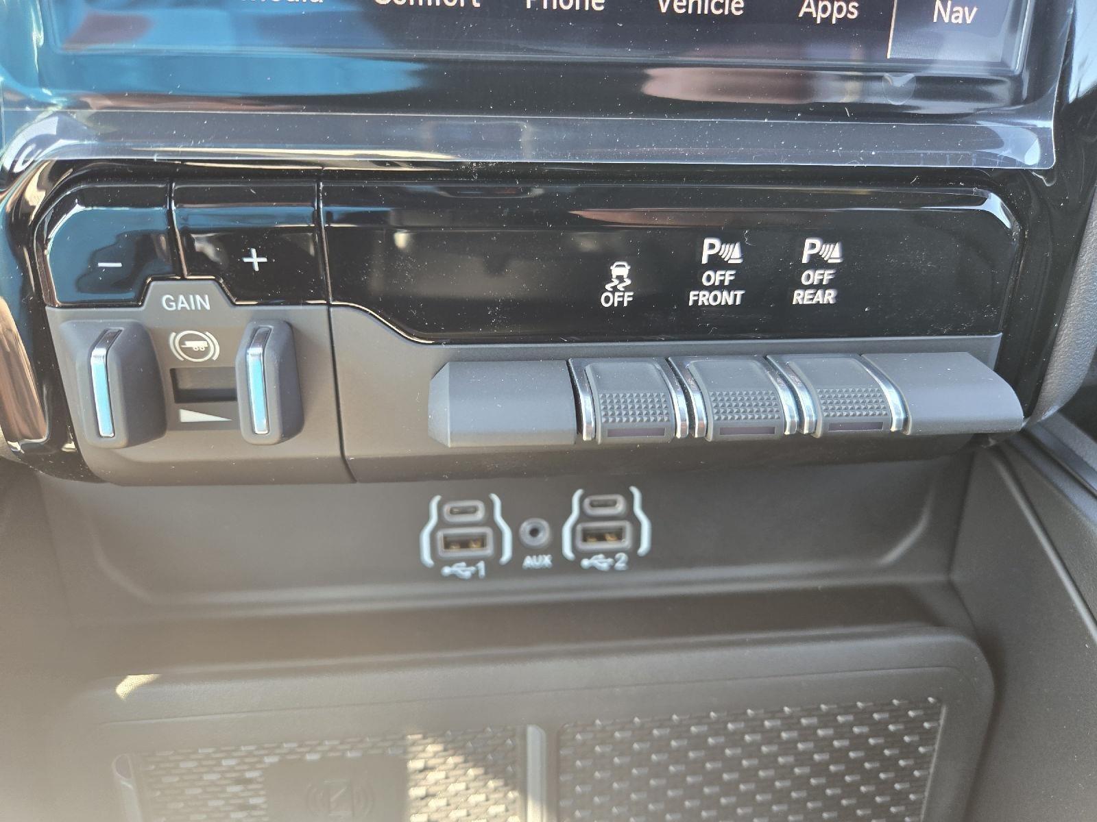 2026 Ram 1500 Big Horn Lone Star photo 18