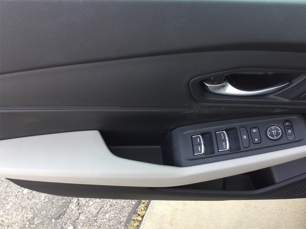 2025 Honda Accord Hybrid EX-L photo 20