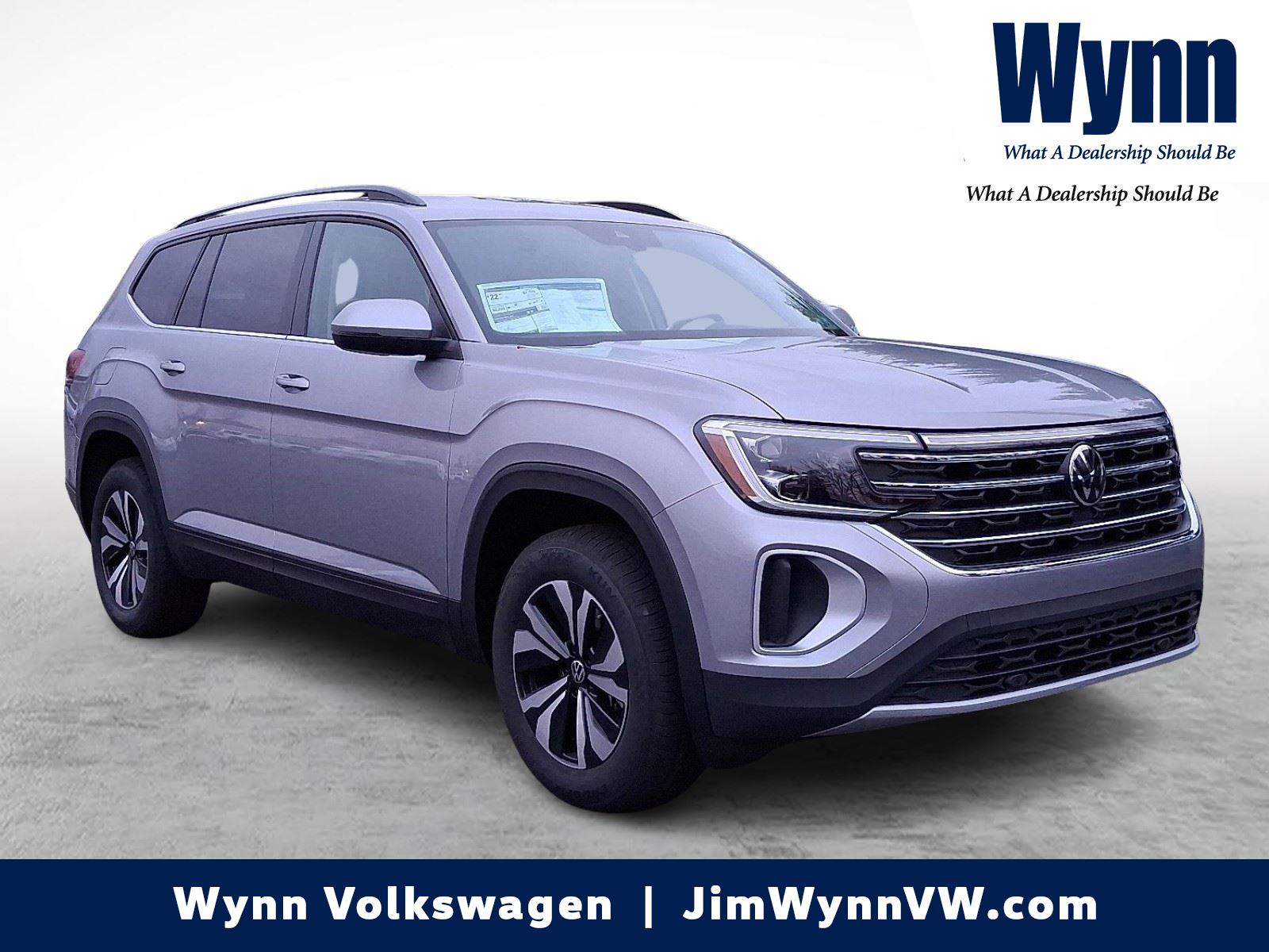 2026 Volkswagen Atlas SE's photo