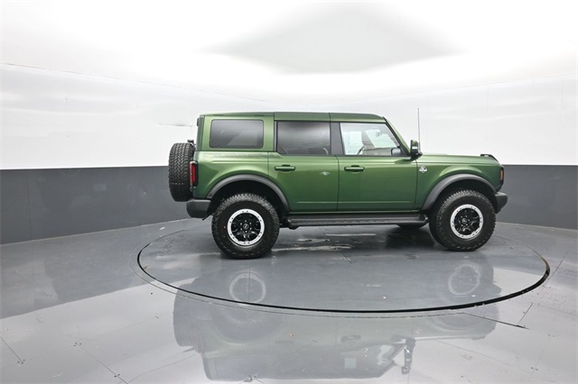 2025 Ford Bronco Outer Banks photo 7
