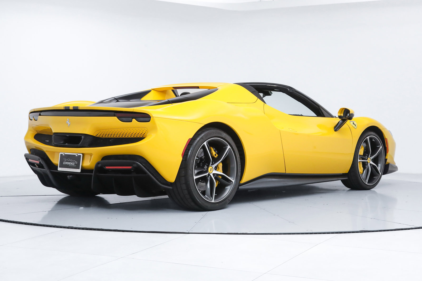 2024 Ferrari 296 GTS Assetto Fiorano photo 2