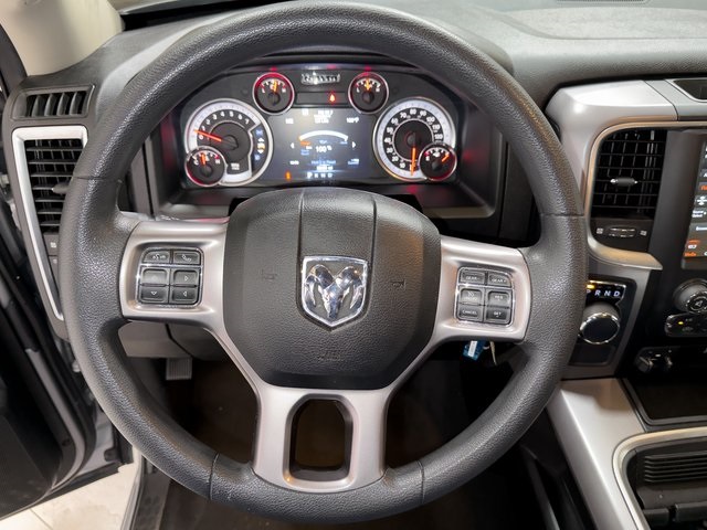 2023 Ram 1500 Classic SLT photo 8