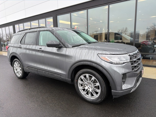 2026 Ford Explorer Active's photo