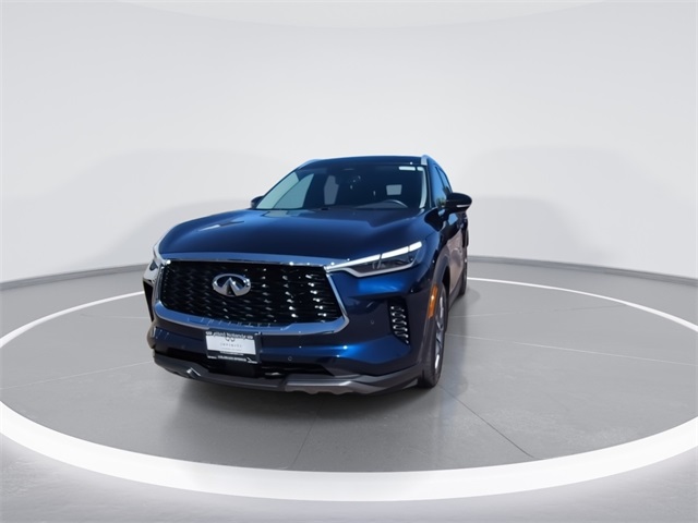 2022 Infiniti QX60 Luxe photo 3