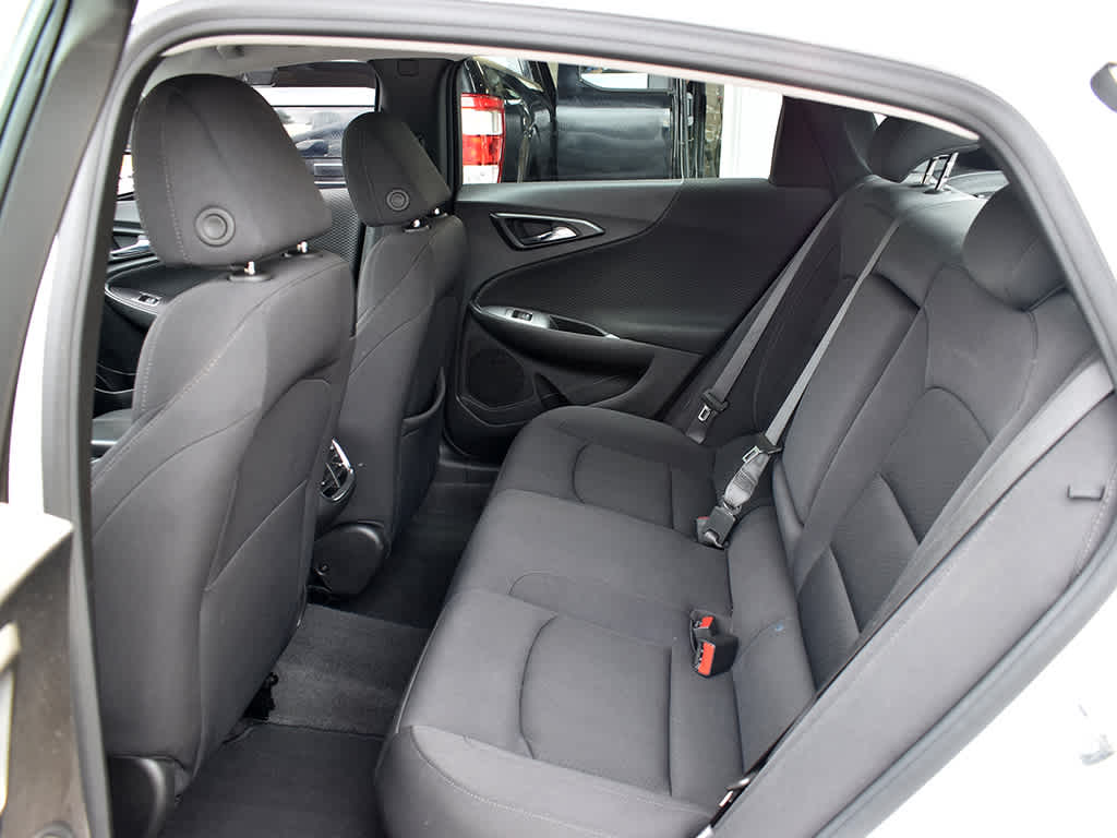 2024 Chevrolet Malibu 1LT photo 6