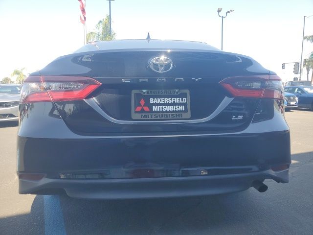 2023 Toyota Camry LE photo 8