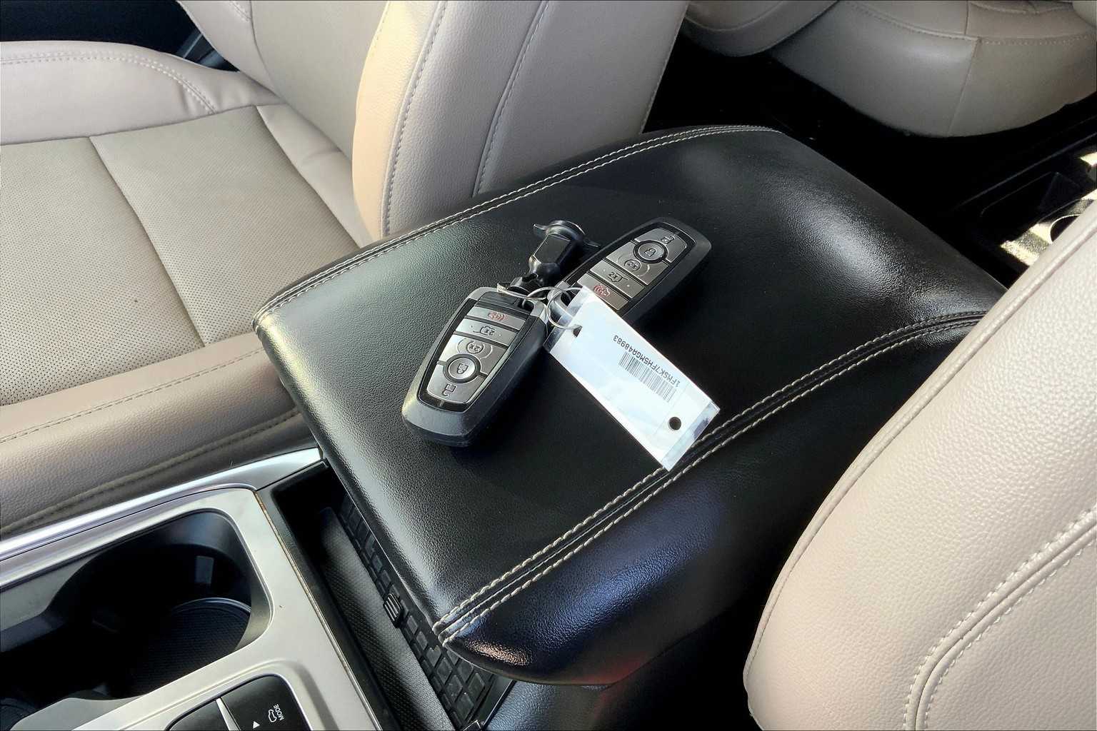 2021 Ford Explorer Limited photo 14