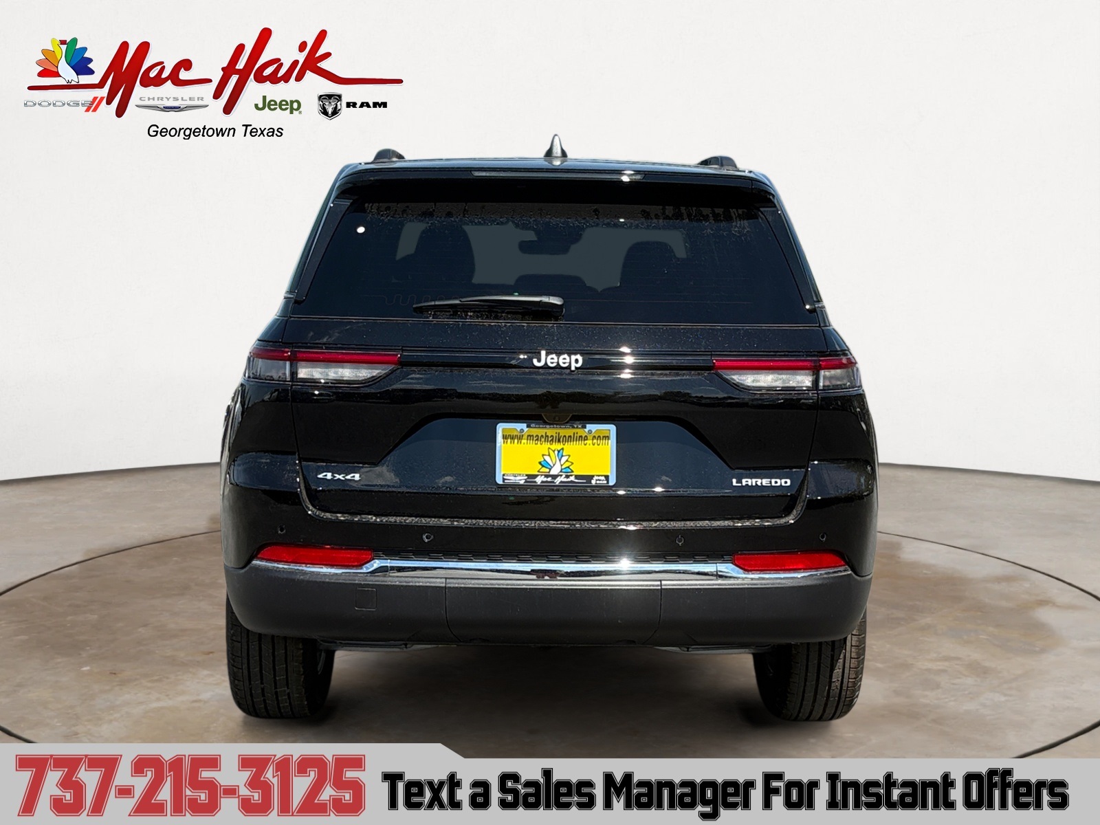 2025 Jeep Grand Cherokee Laredo X photo 3