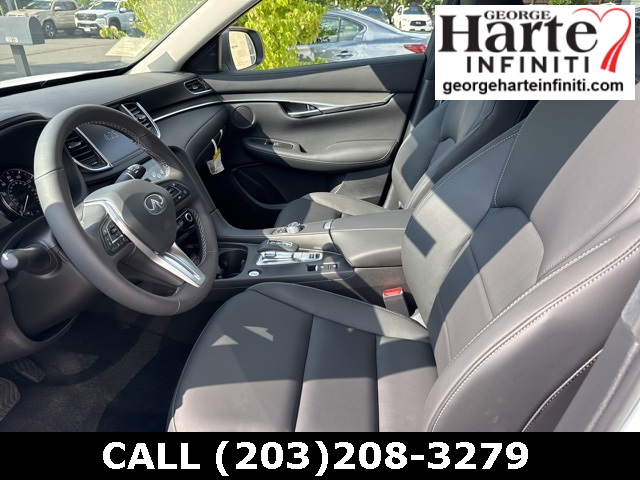 2025 Infiniti QX50 PURE AWD photo 16