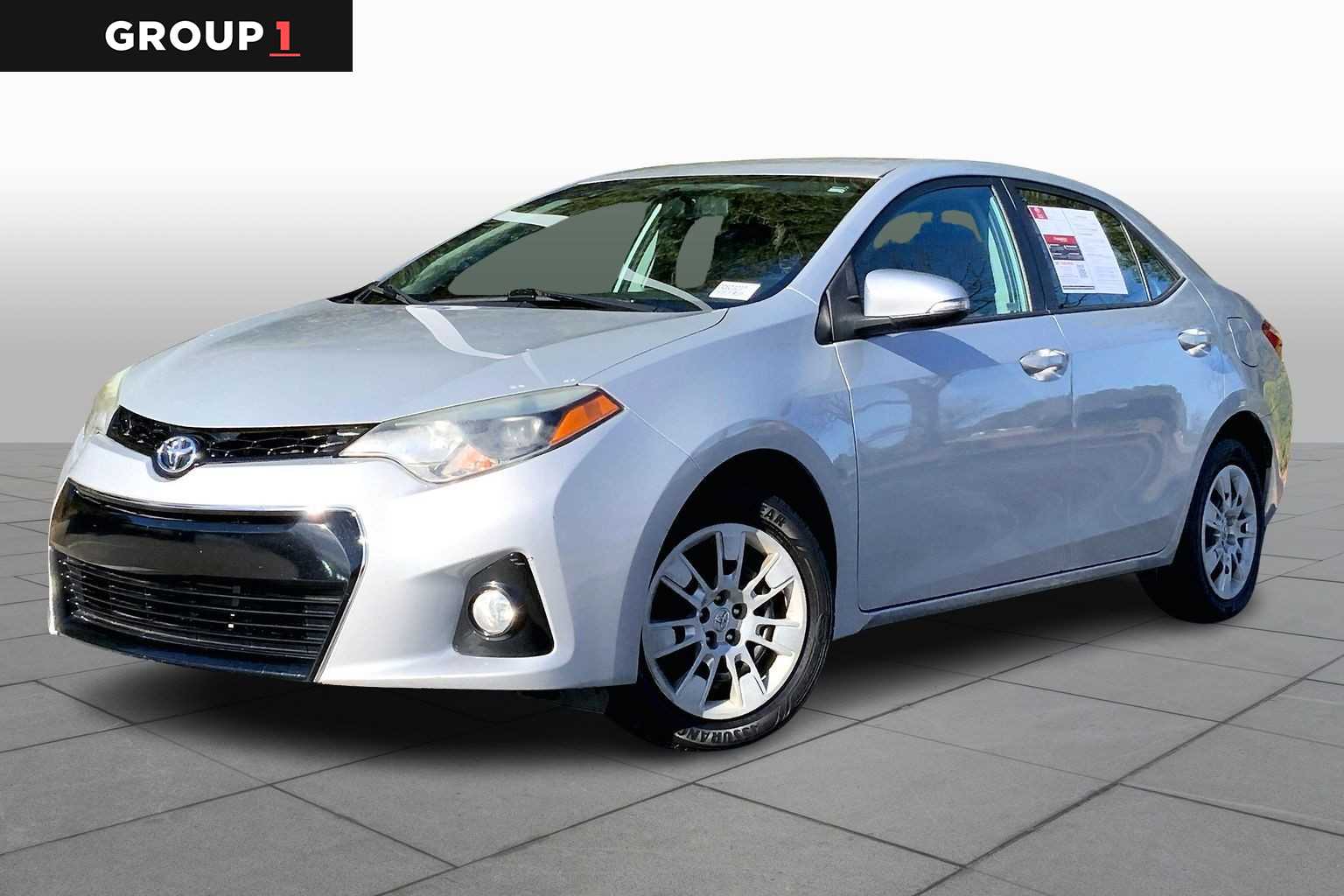 2016 Toyota Corolla S's photo