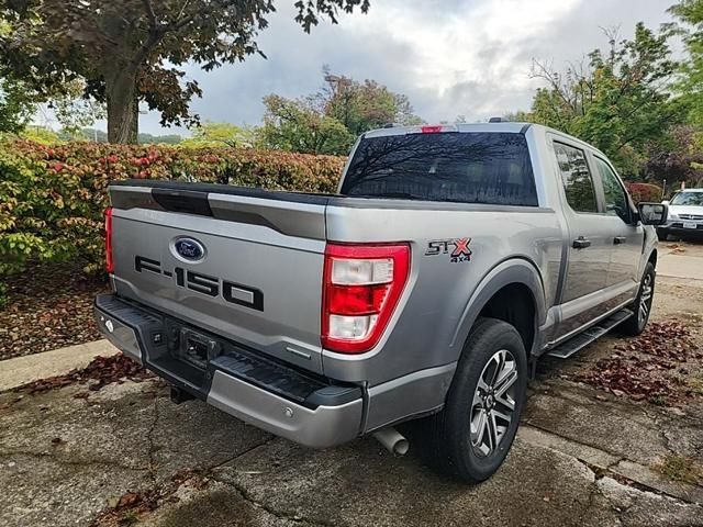2022 Ford F-150 XL photo 2