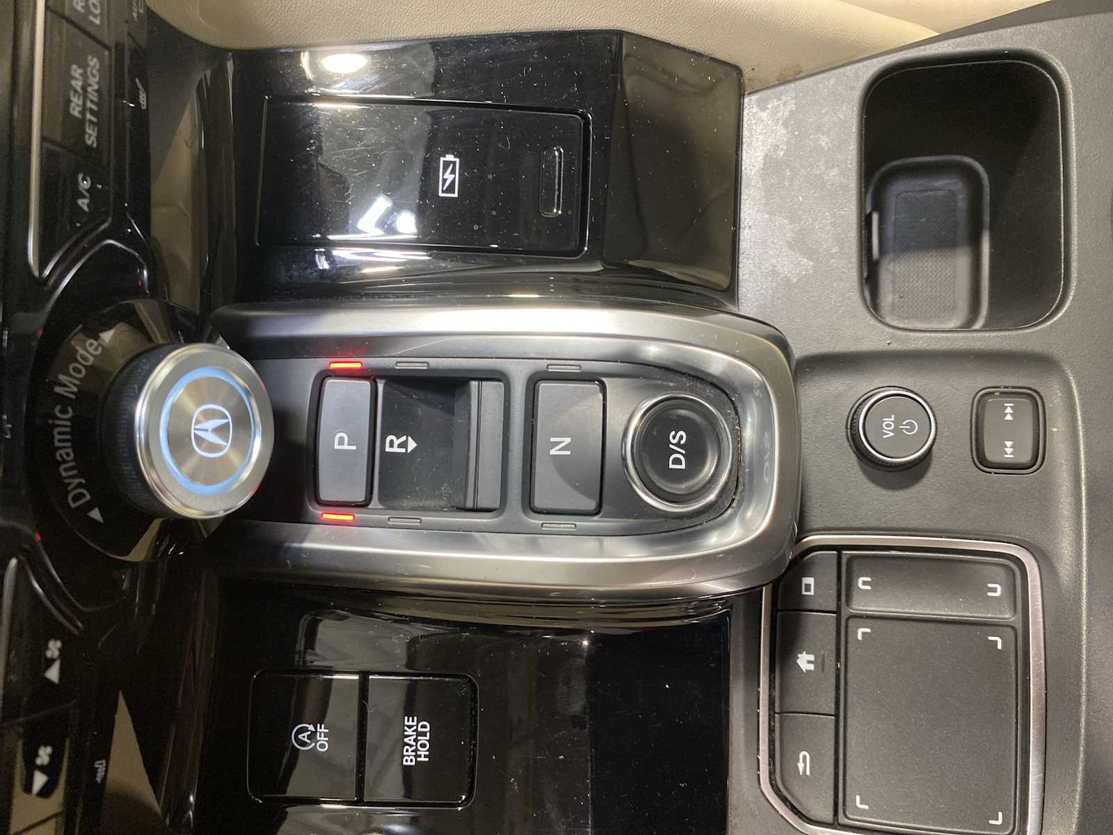 2023 Acura MDX Technology SH-AWD photo 16