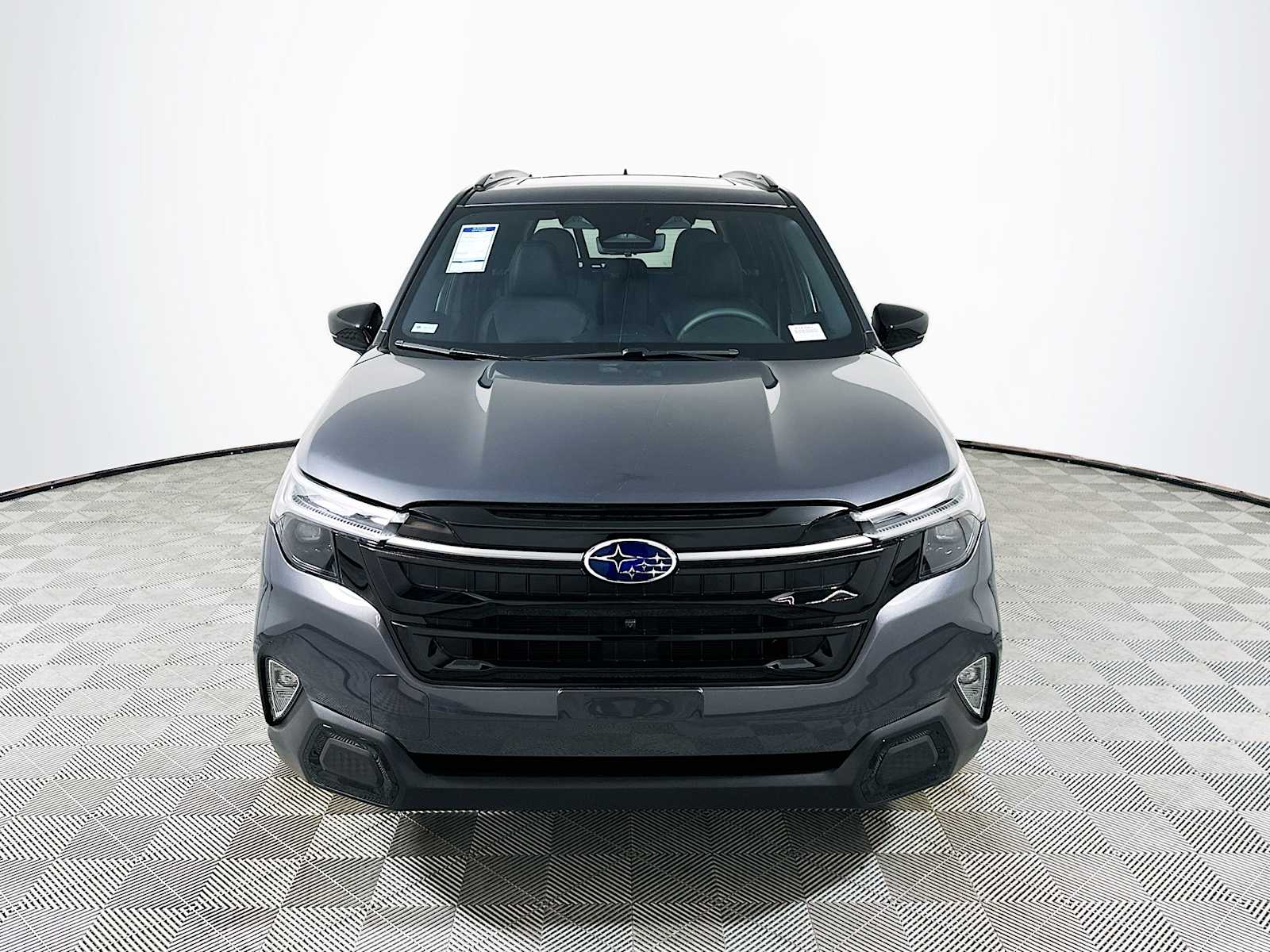 2025 Subaru Forester Touring photo 2