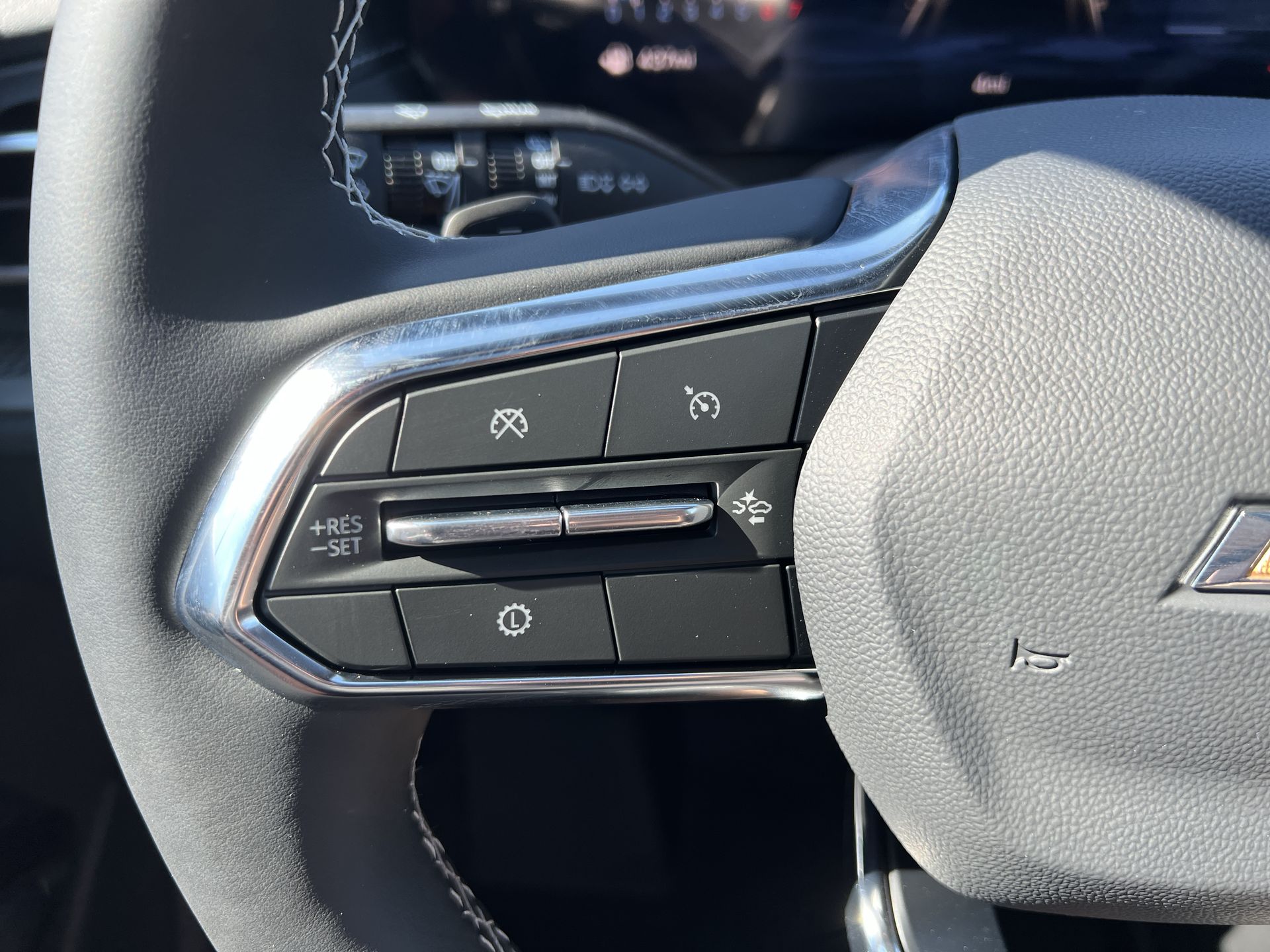 2026 Chevrolet Traverse photo 16