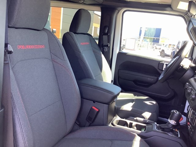 2025 Jeep Wrangler Rubicon photo 29