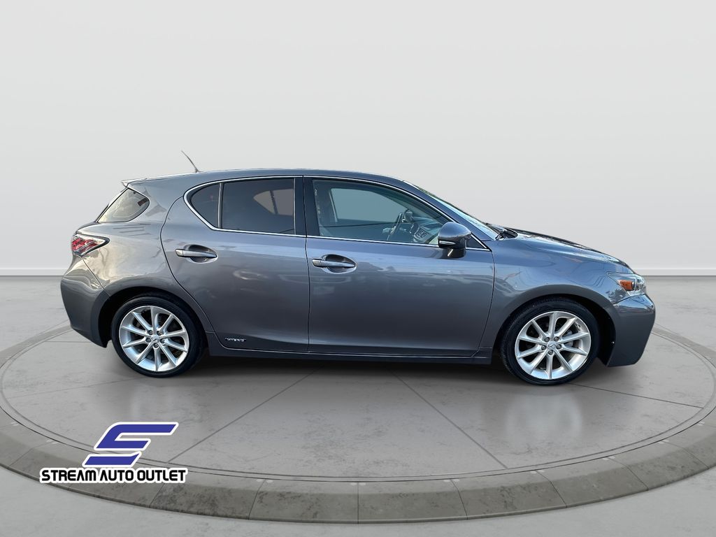 2013 Lexus CT 200h photo 4
