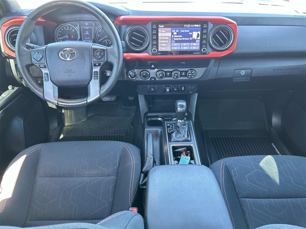 2020 Toyota Tacoma TRD Off-Road photo 13