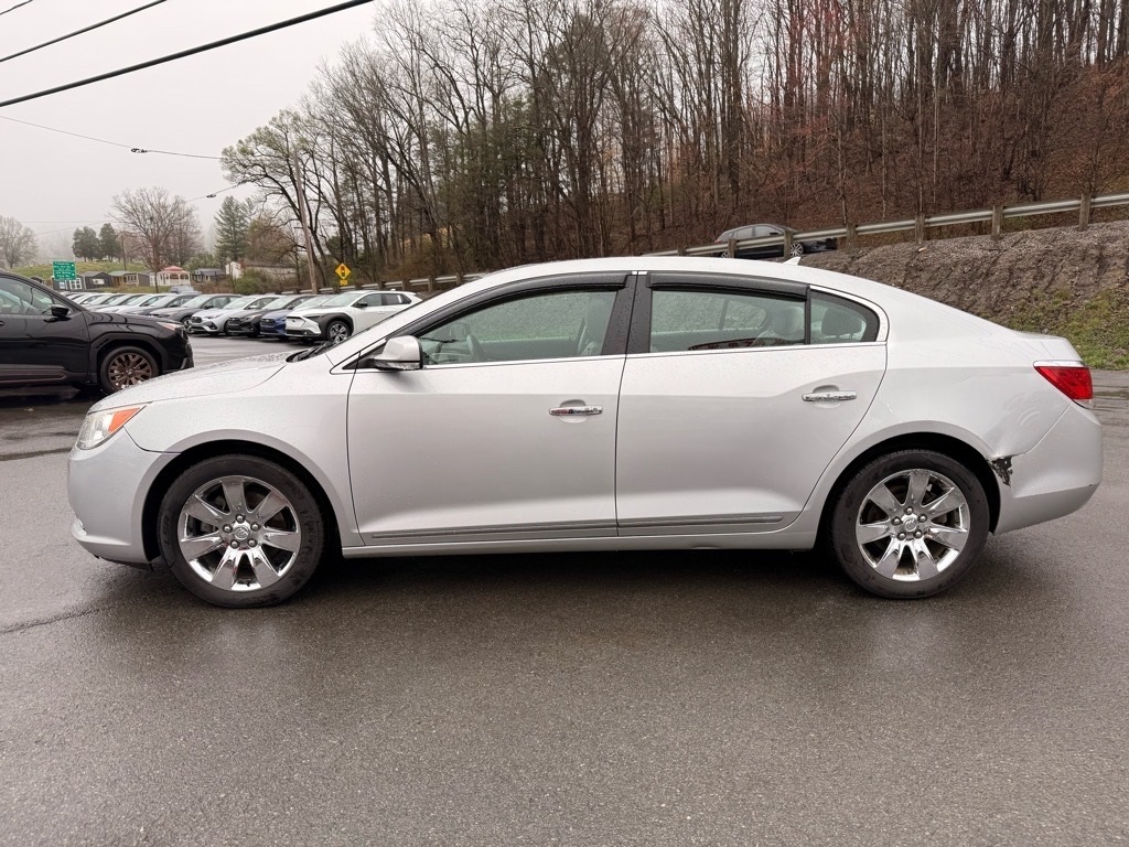 2013 Buick LaCrosse Leather photo 2