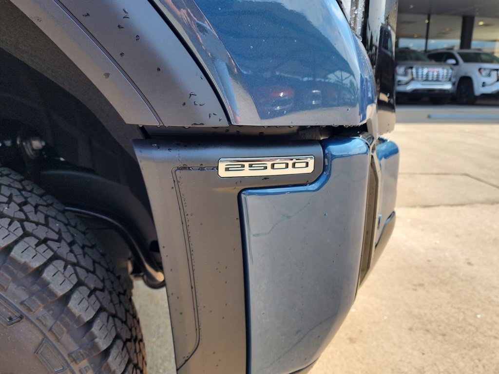 2026 Gmc Sierra 2500 HD Denali Ultimate photo 11