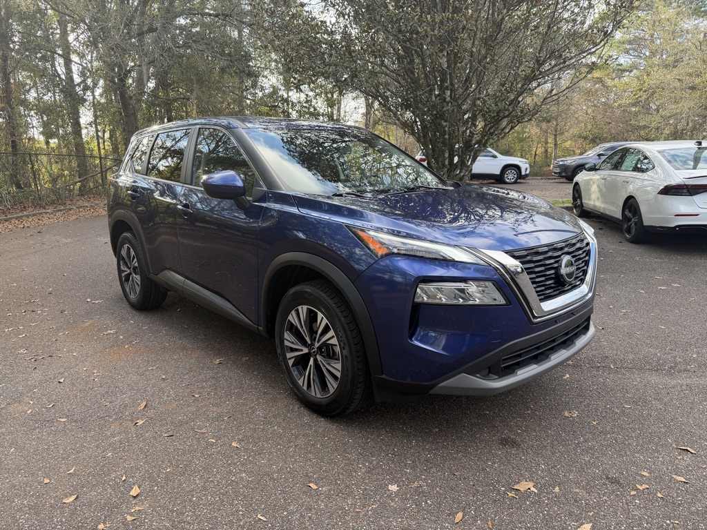 2023 Nissan Rogue SV's photo