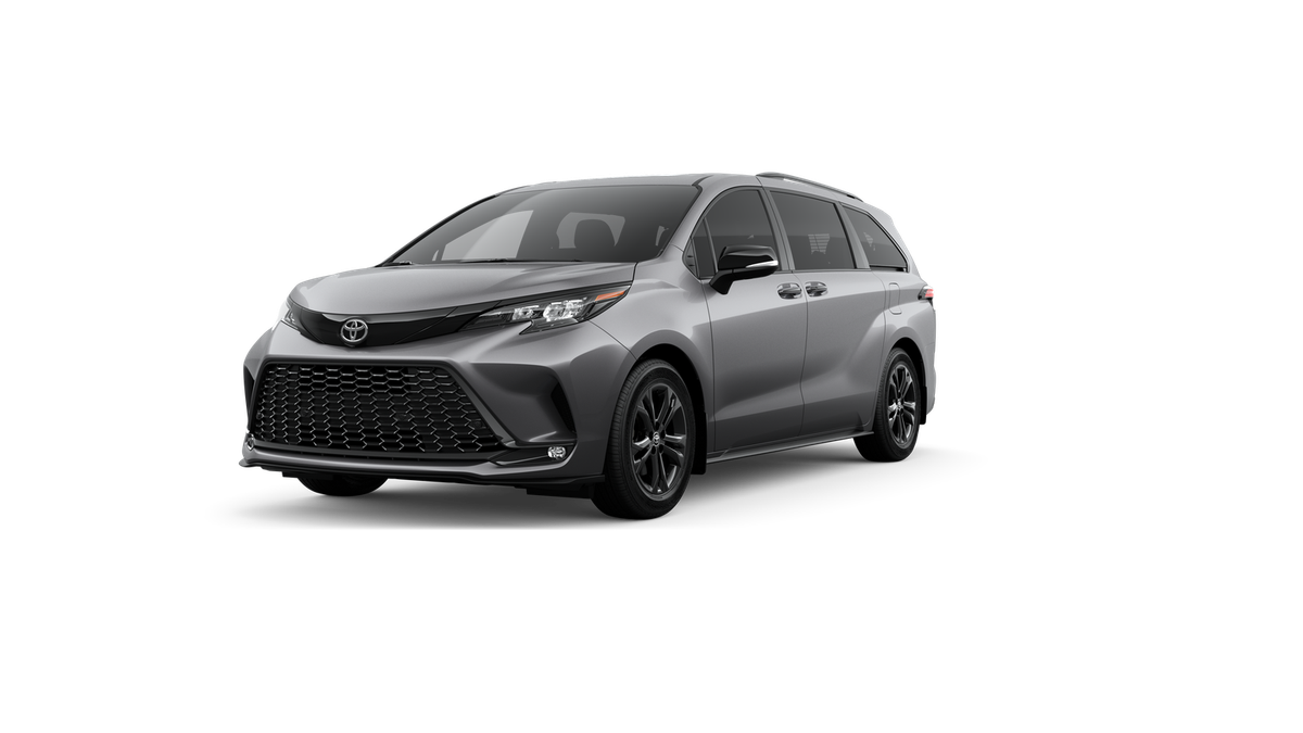 2026 Toyota Sienna XSE's photo