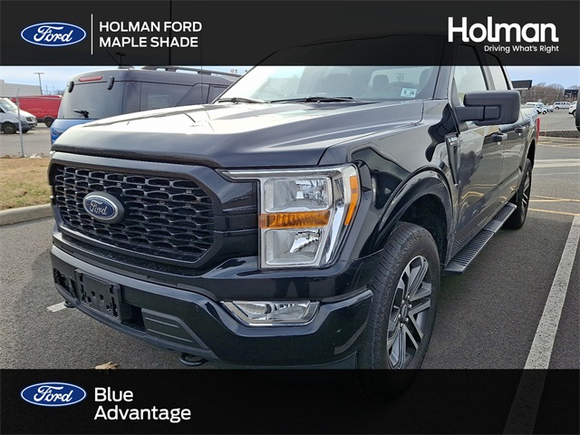 2021 Ford F-150 XL's photo