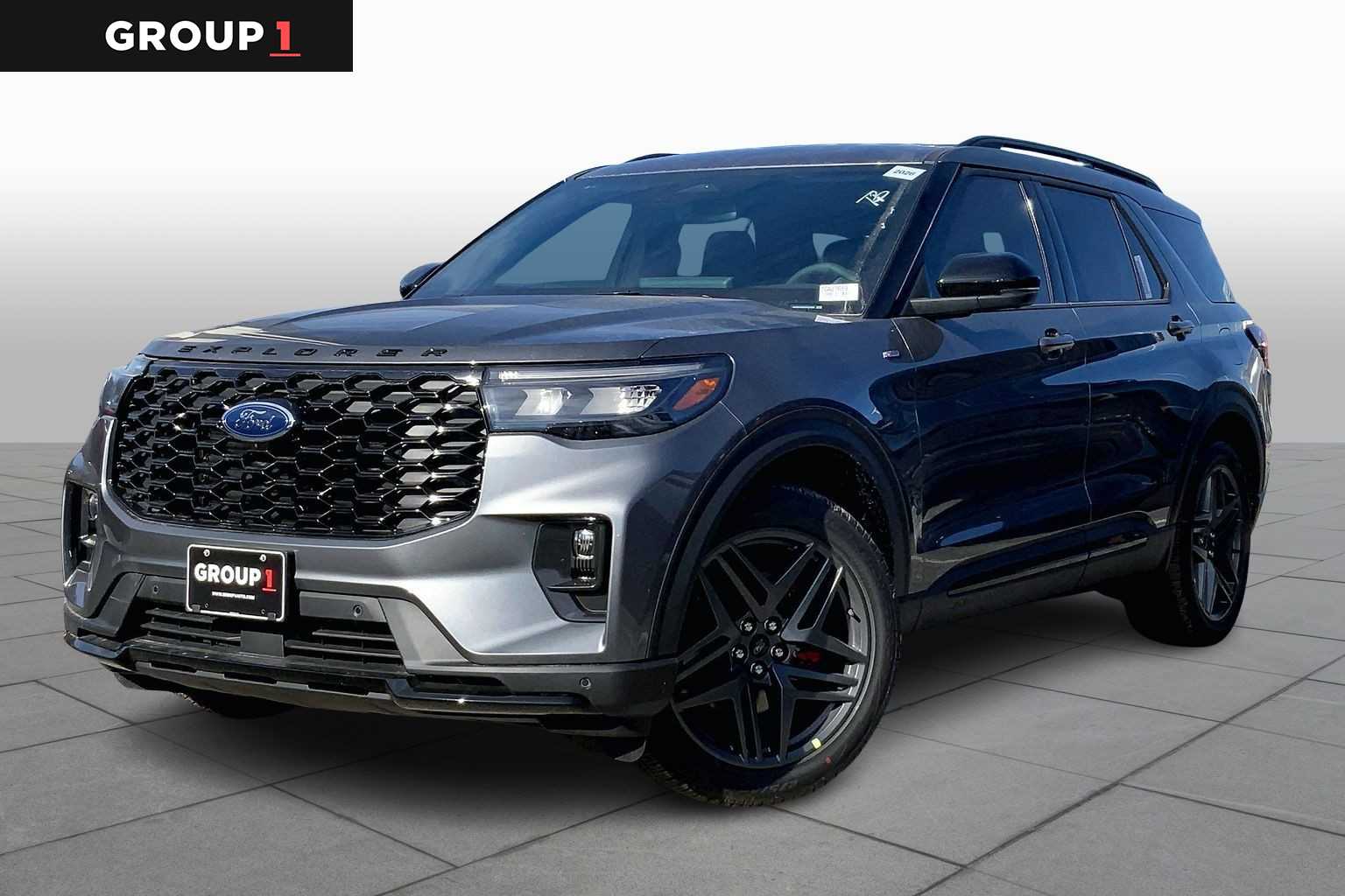 2026 Ford Explorer ST-LINE's photo