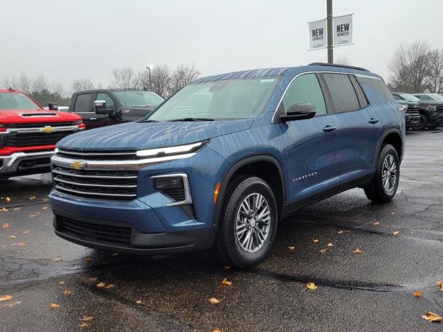 2026 Chevrolet Traverse photo 4