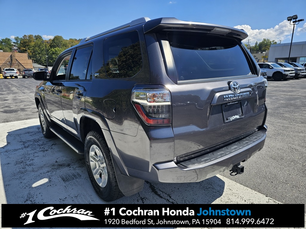 2018 Toyota 4Runner SR5 photo 5