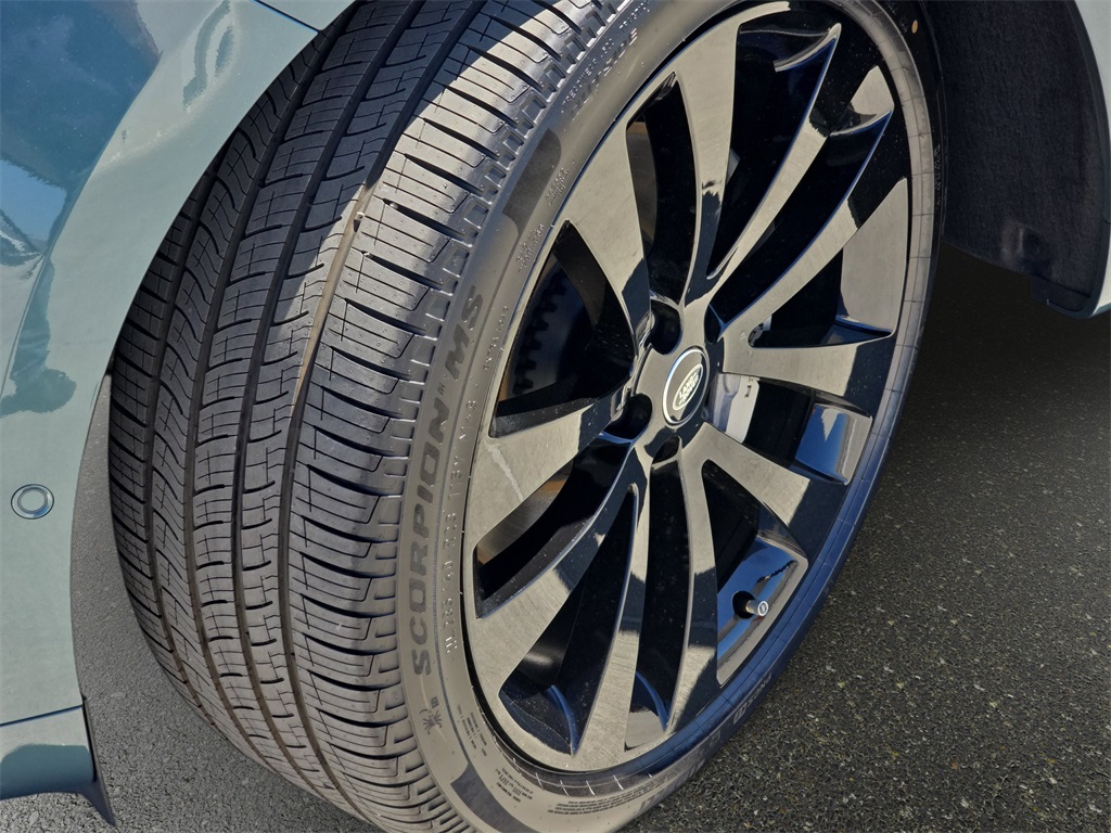 2025 Land Rover Range Rover Sport SE photo 31
