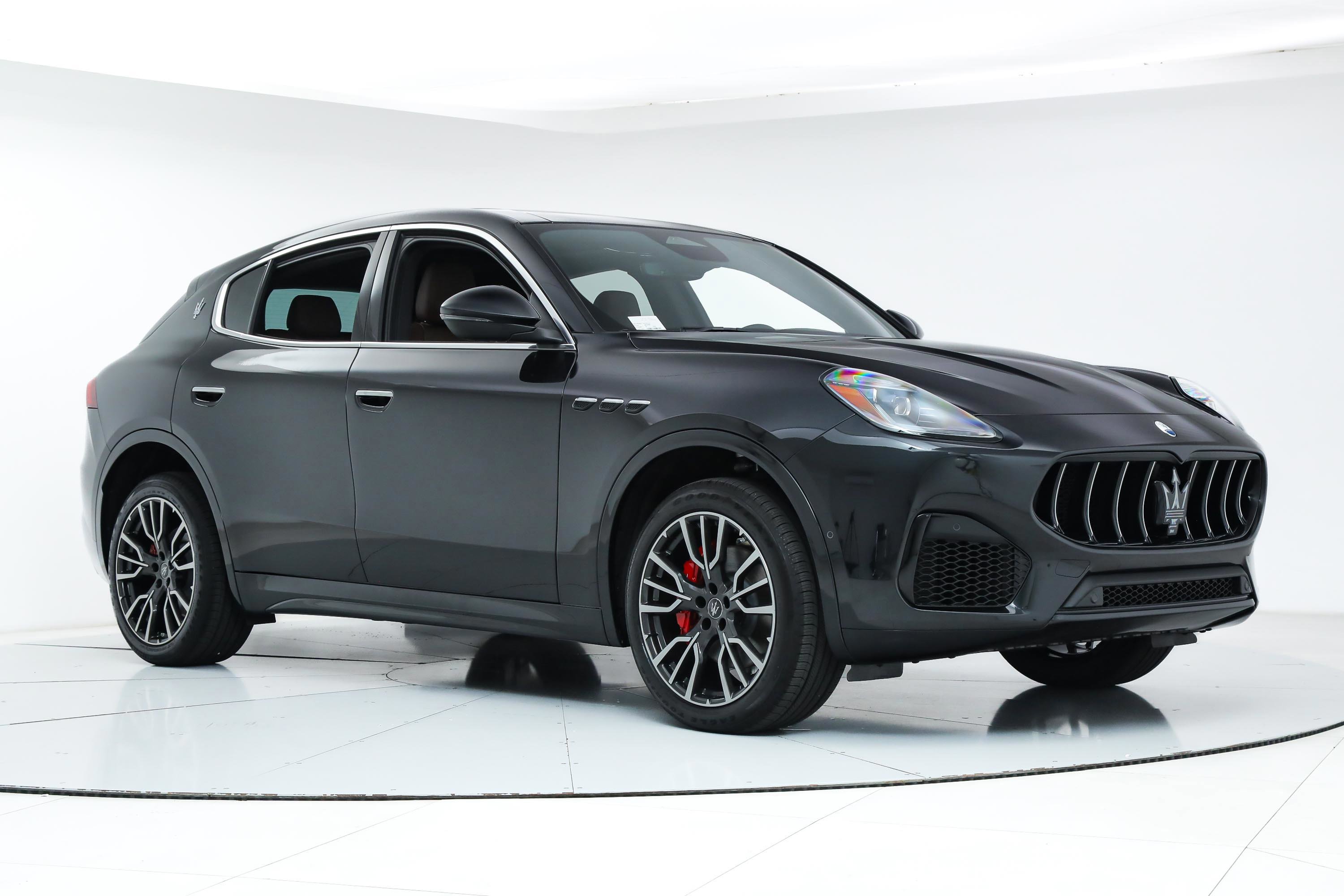 2025 Maserati Grecale photo 6