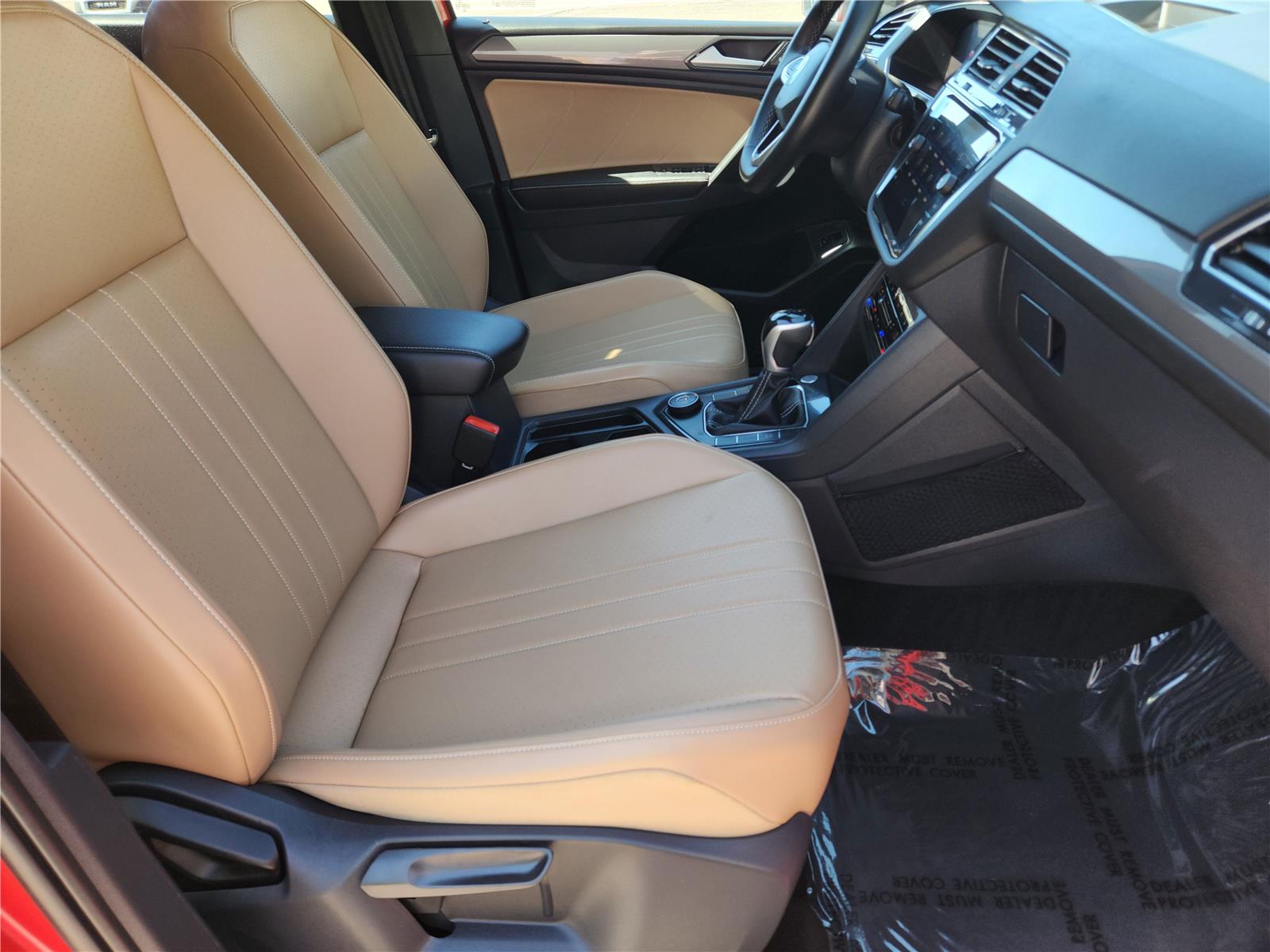 2022 Volkswagen Tiguan SE photo 15