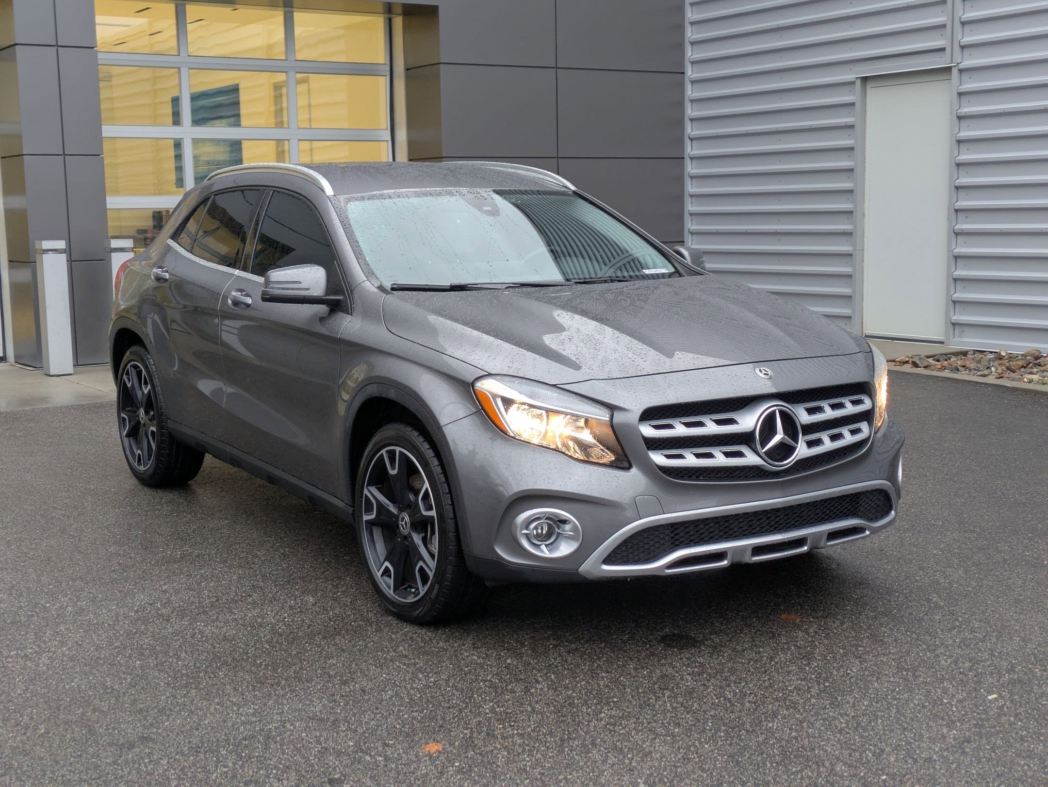 2019 Mercedes-Benz GLA-Class GLA250's photo