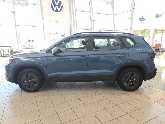 2025 Volkswagen Taos S photo 4