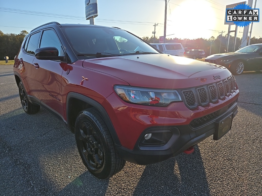 2023 Jeep Compass Trailhawk photo 3