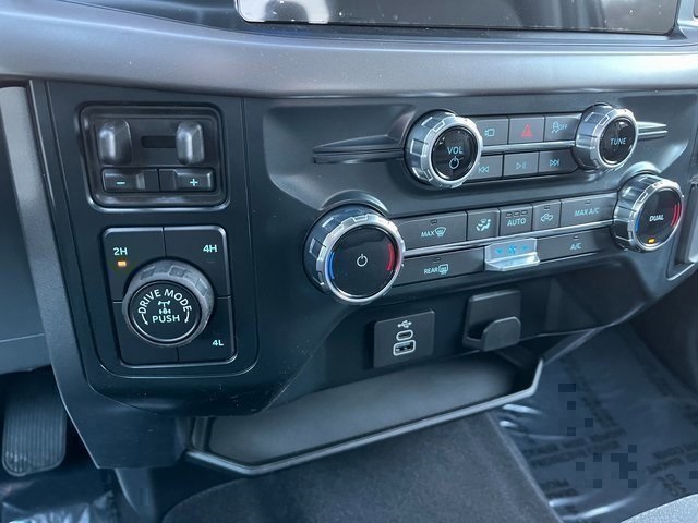 2025 Ford F-150 XLT photo 16