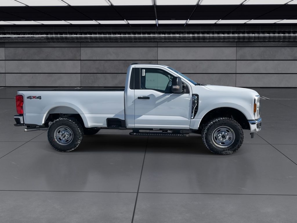 2025 Ford F-250 XLT photo 9