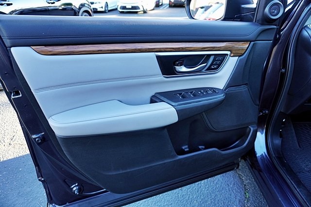 Used 2018 Black Honda Touring image 22