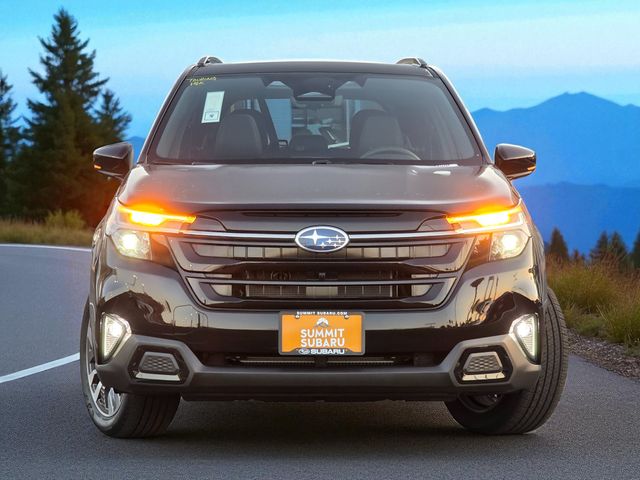 2025 Subaru Forester Touring photo 3