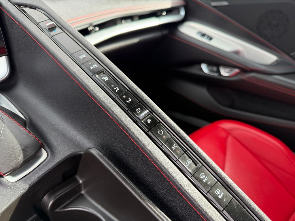 2022 Chevrolet Corvette Stingray 1LT Convertible photo 22