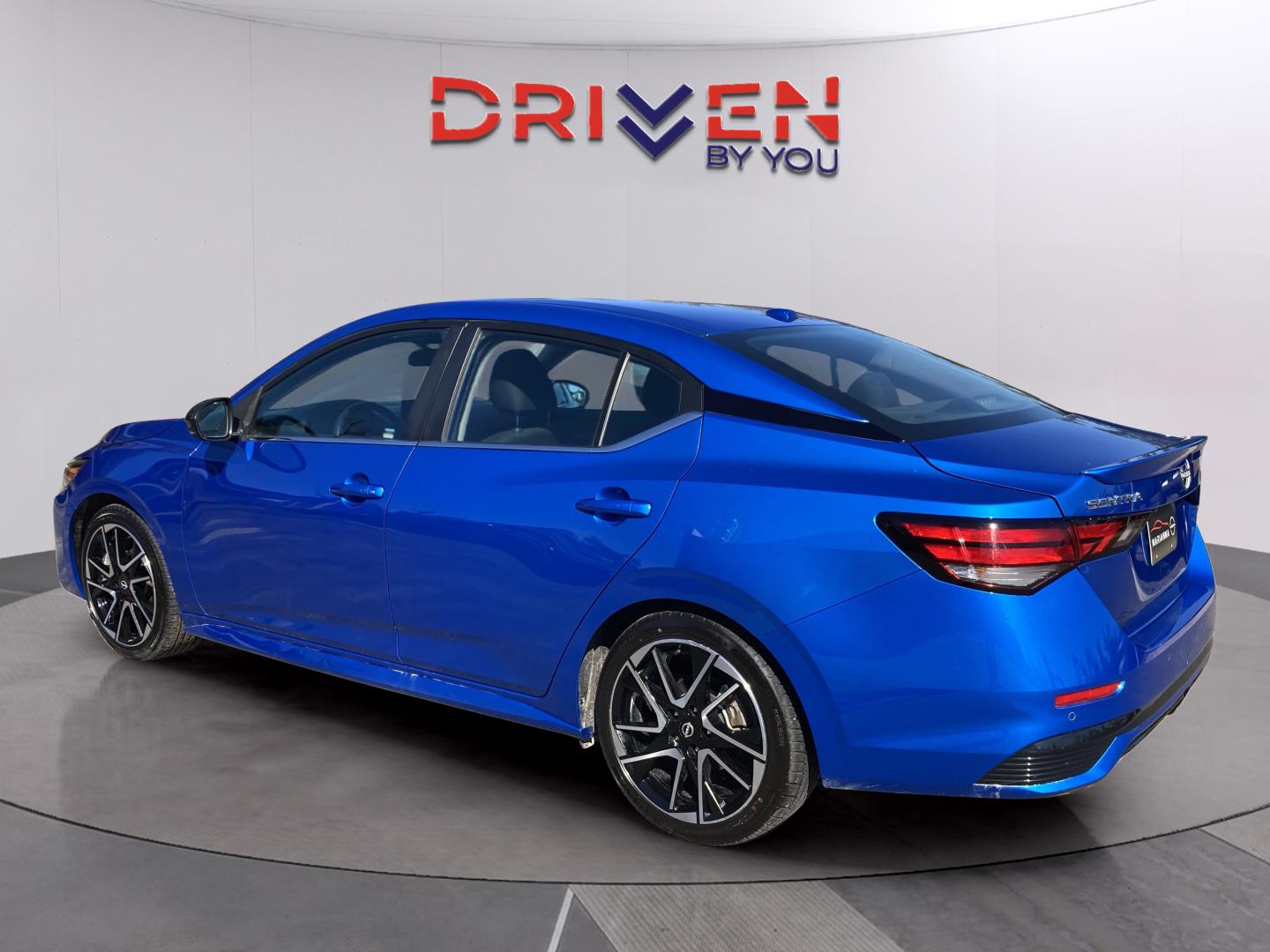 2024 Nissan Sentra SR photo 4