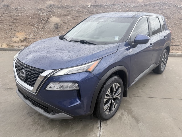 2023 Nissan Rogue SV's photo