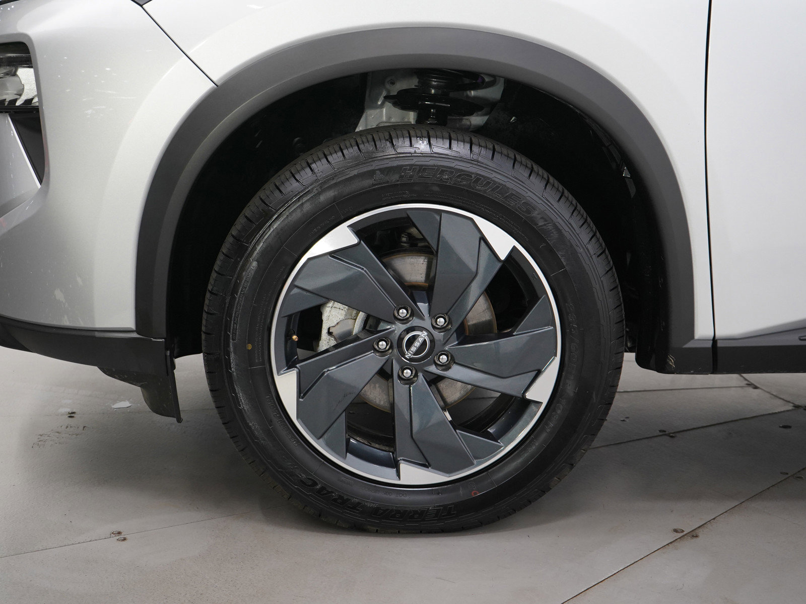 2024 Nissan Rogue SV photo 26