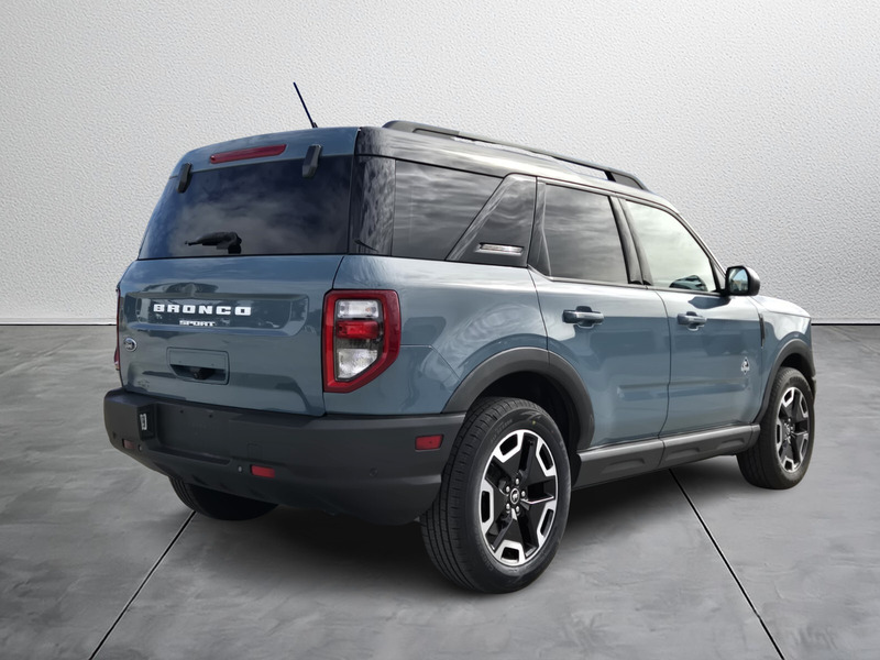 2021 Ford Bronco Sport Outer Banks photo 4