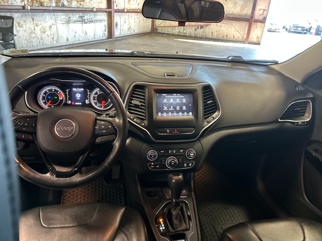 2020 Jeep Cherokee Altitude photo 16