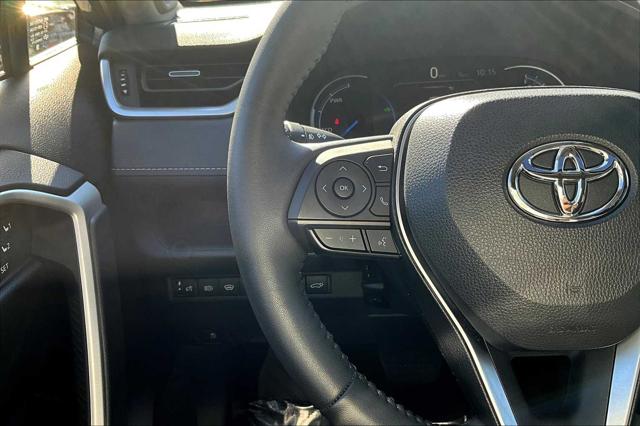 2025 Toyota RAV4 Hybrid XLE Premium photo 23
