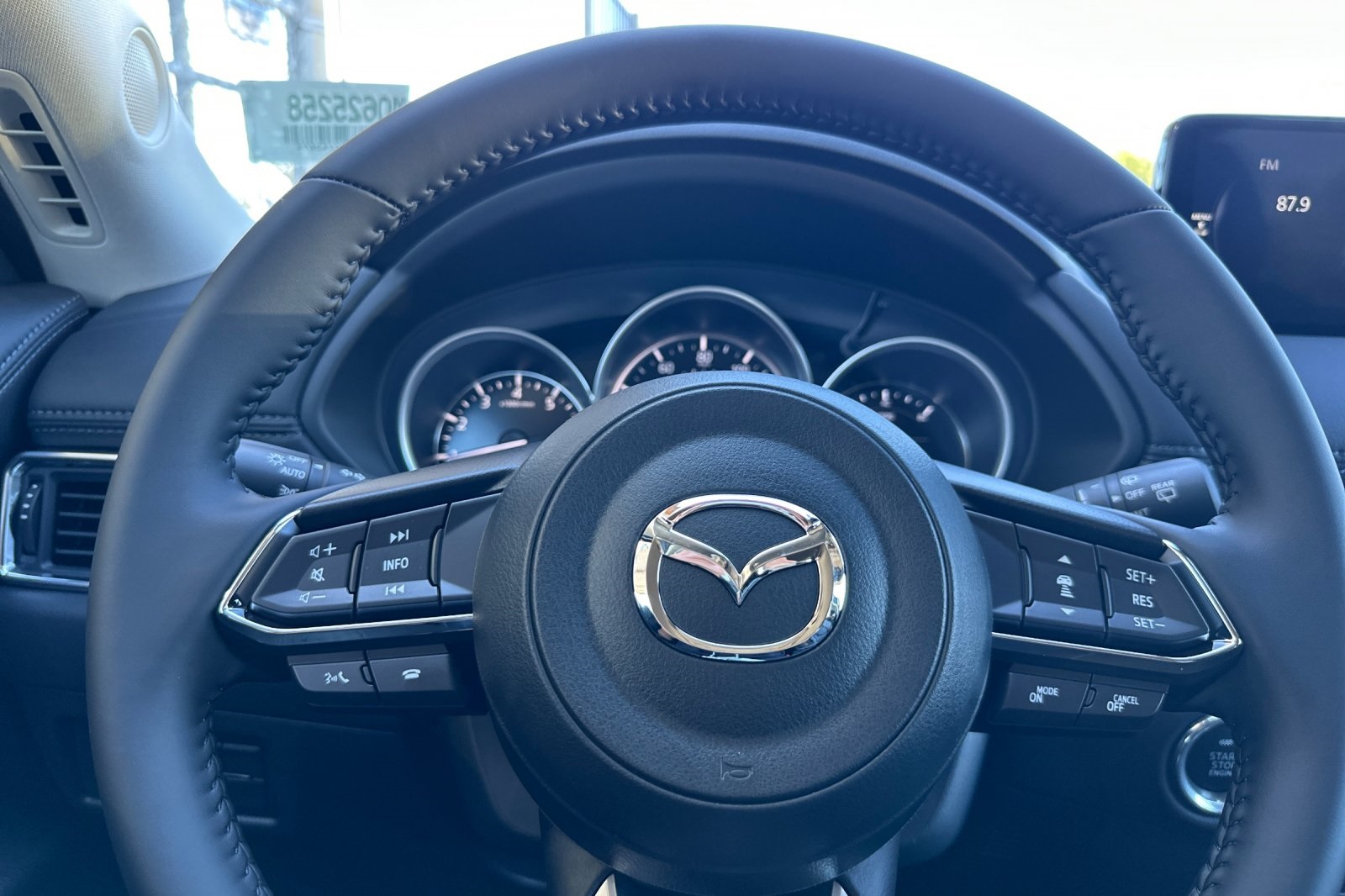 2025 Mazda CX-5 2.5 Select photo 19