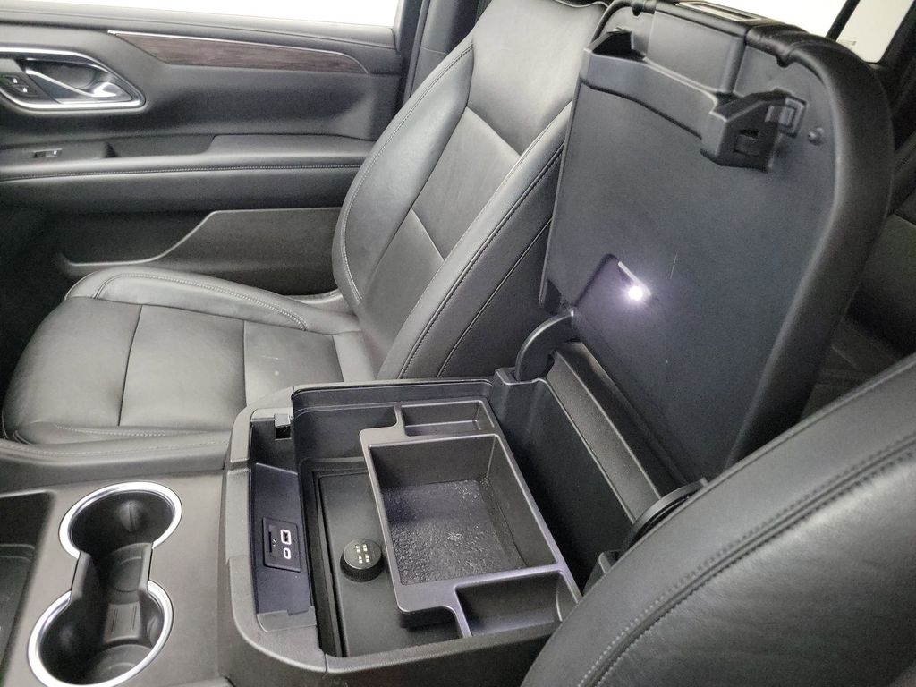 2021 Chevrolet Suburban 1500 Z71 photo 25