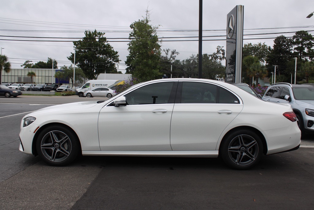 2022 Mercedes Benz E 350 4MATIC Sedan photo 4